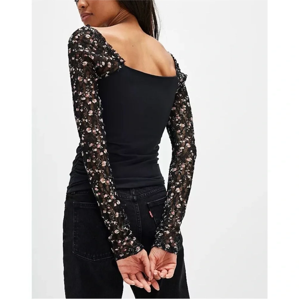 Free People floral lace sleeve Top
